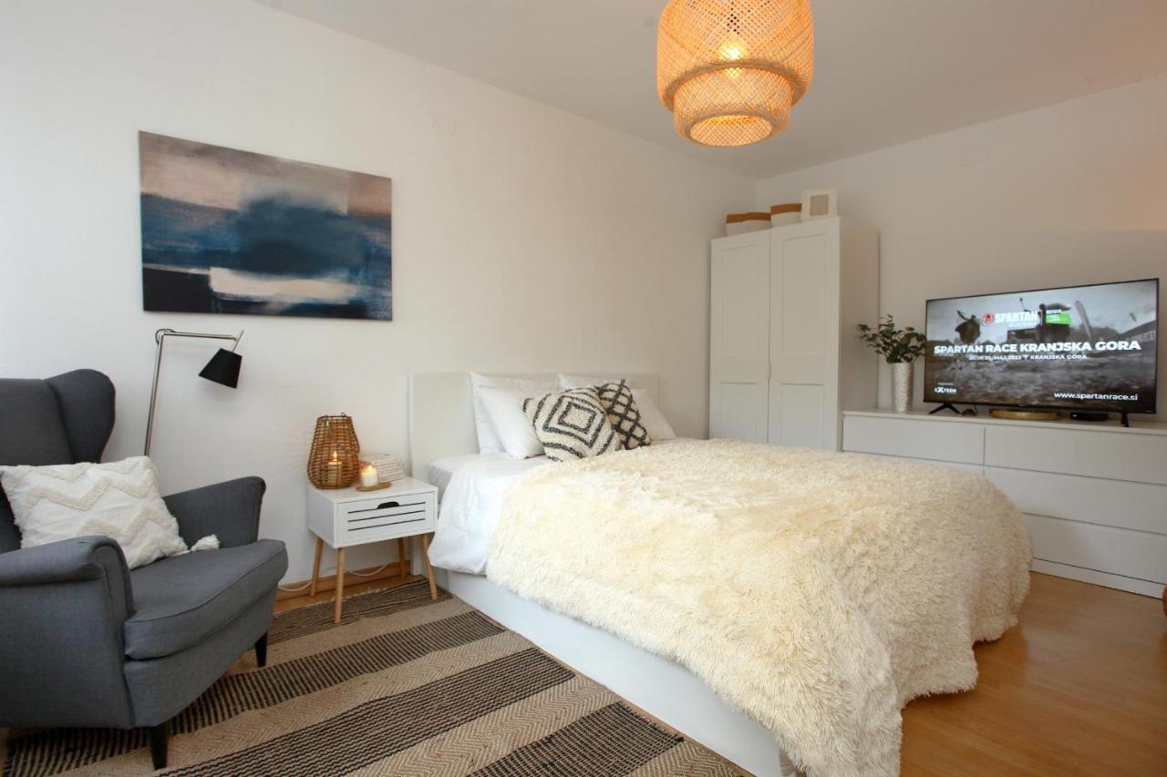 Izola Dreamy Stays Kord المظهر الخارجي الصورة